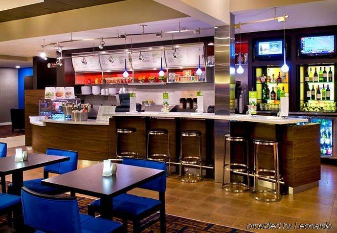 Hotel Courtyard Syracuse Carrier Circle East Syracuse Restaurante foto